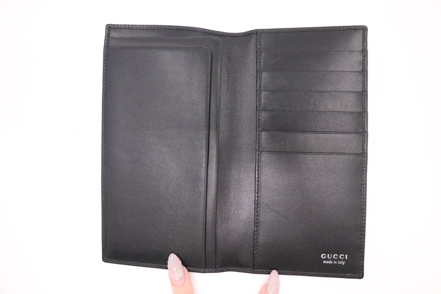 Gucci Bi-fold Wallet in Black Leather
