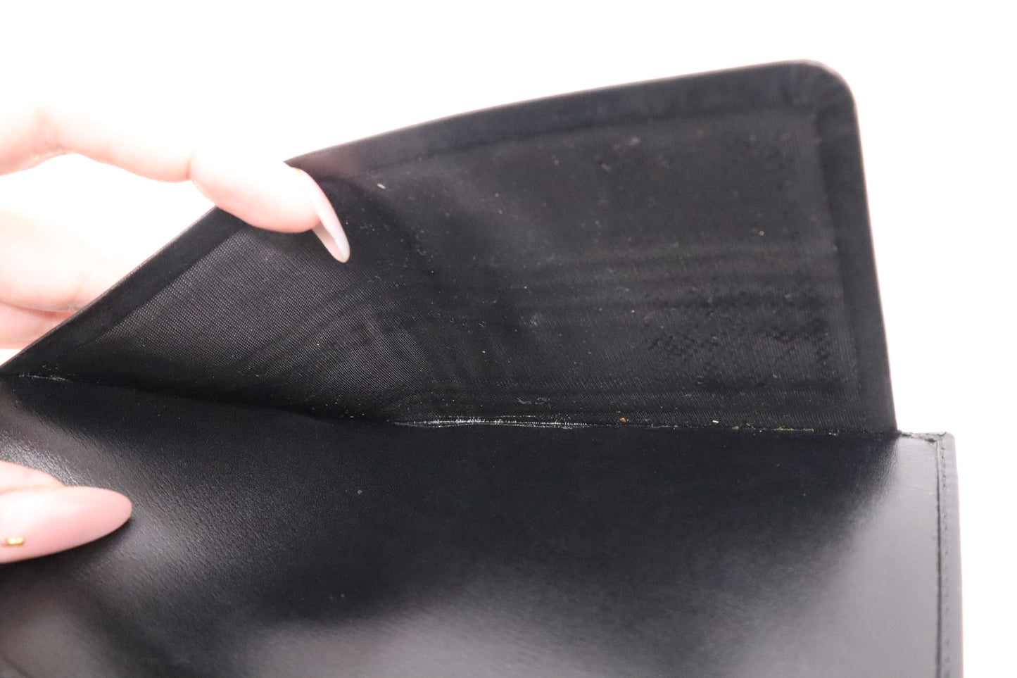 Gucci Bi-fold Wallet in Black Leather