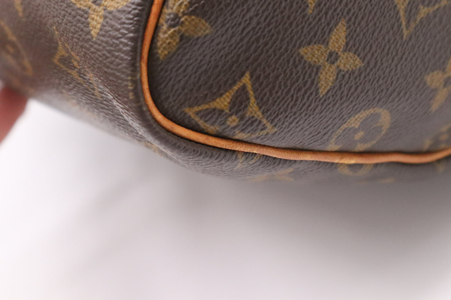 Louis Vuitton Speedy 30 in Monogram Canvas