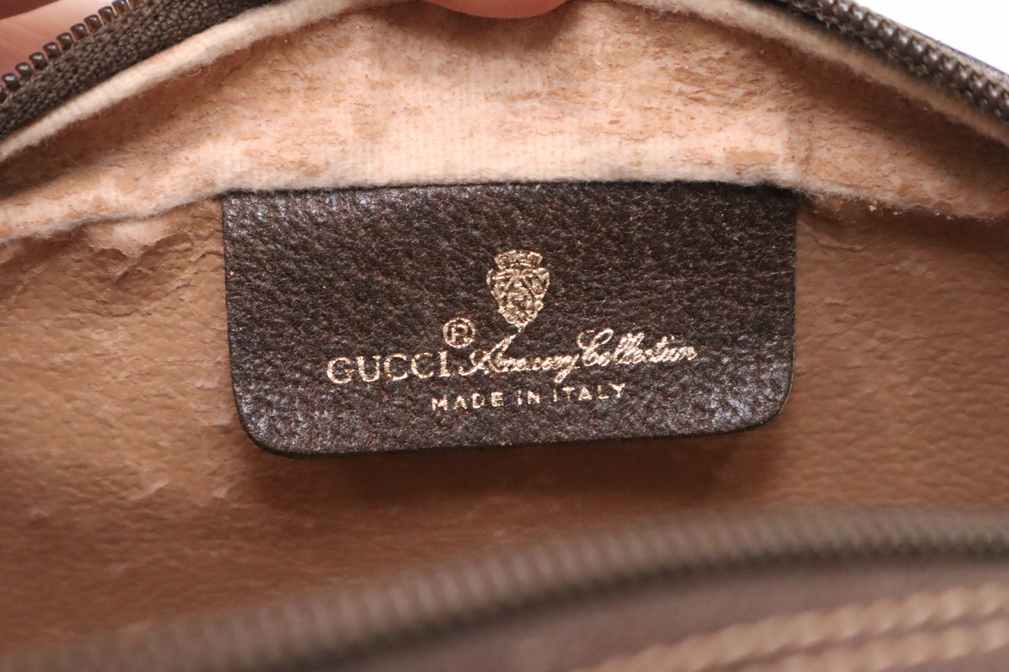 Gucci Crossbody in GG Supreme Canvas