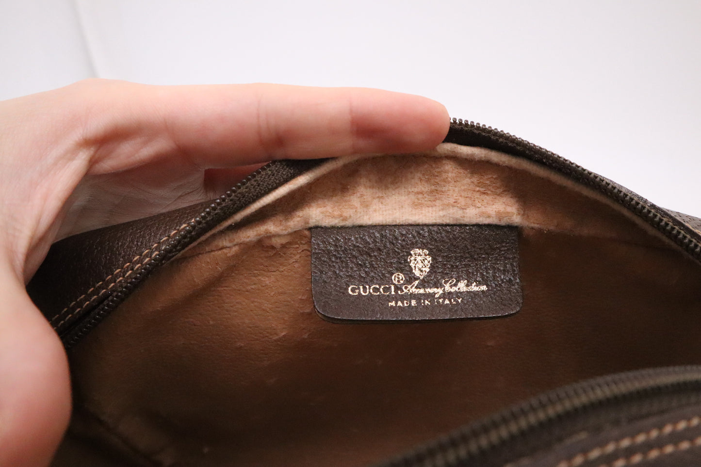 Gucci Crossbody in GG Supreme Canvas