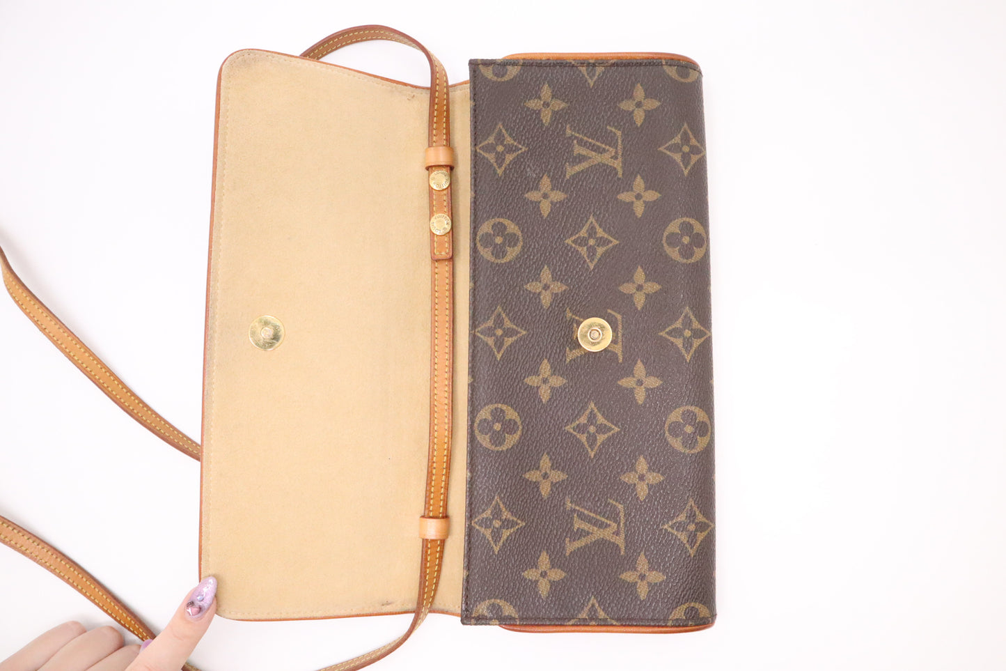 Louis Vuitton Pochette Twin GM in Monogram Canvas