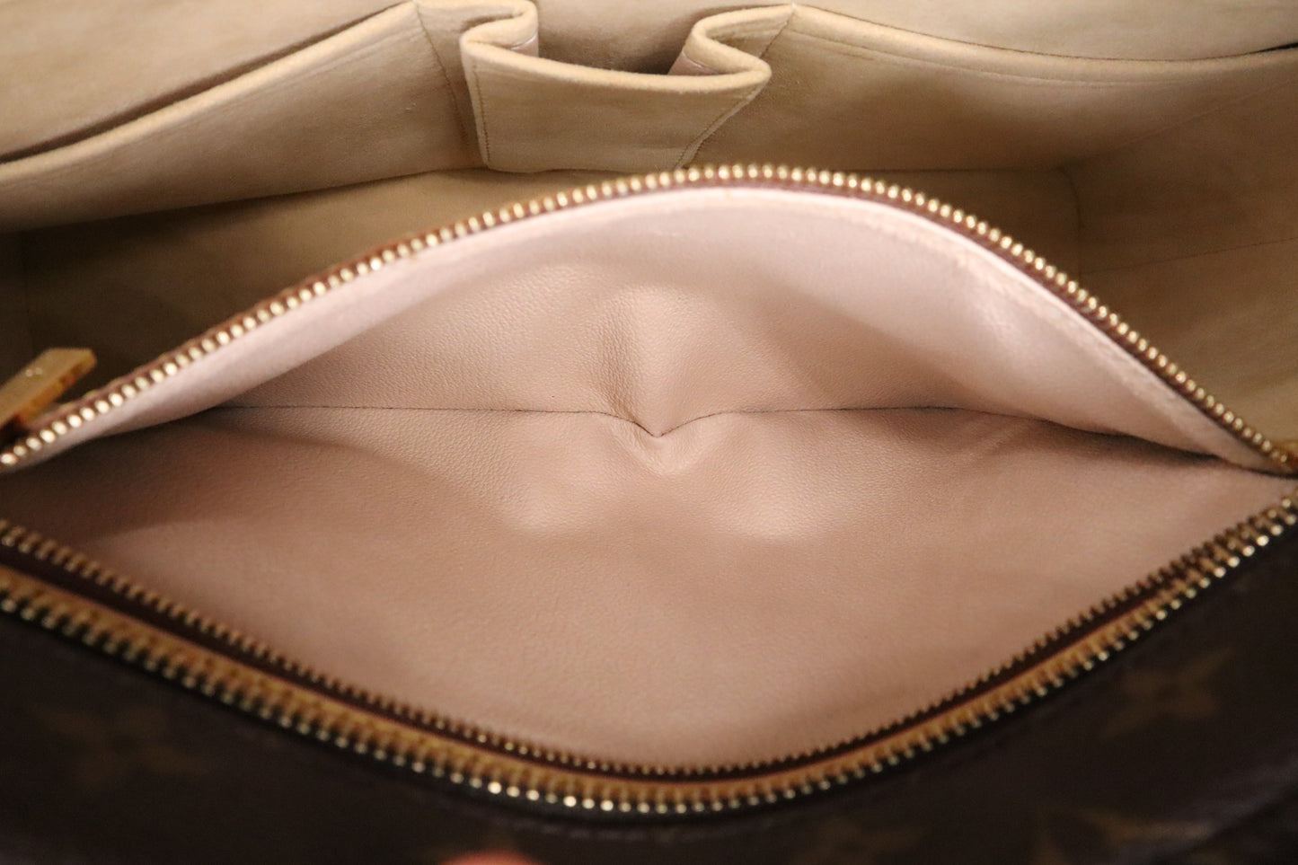 Louis Vuitton Luco in Monogram Canvas