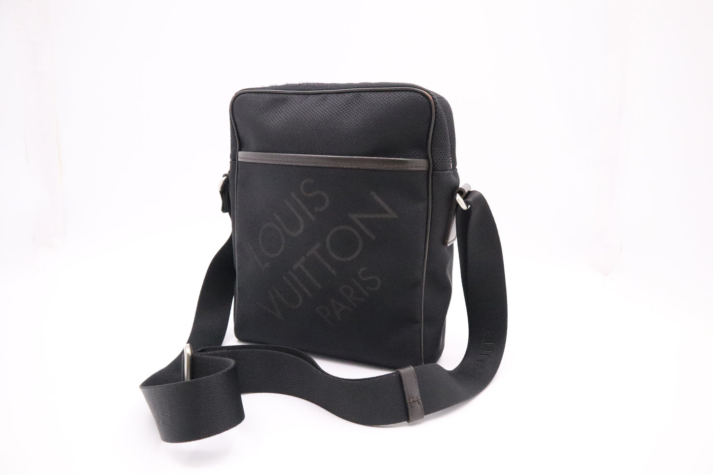 Louis Vuitton Citadin Shoulder Bag / Crossbody NM in Black Damier Geant Canvas