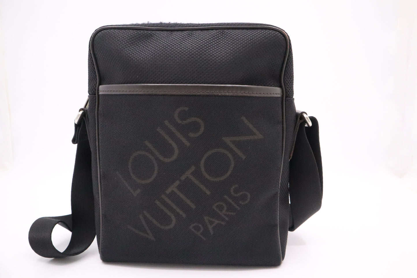 Louis Vuitton Citadin Shoulder Bag / Crossbody NM in Black Damier Geant Canvas