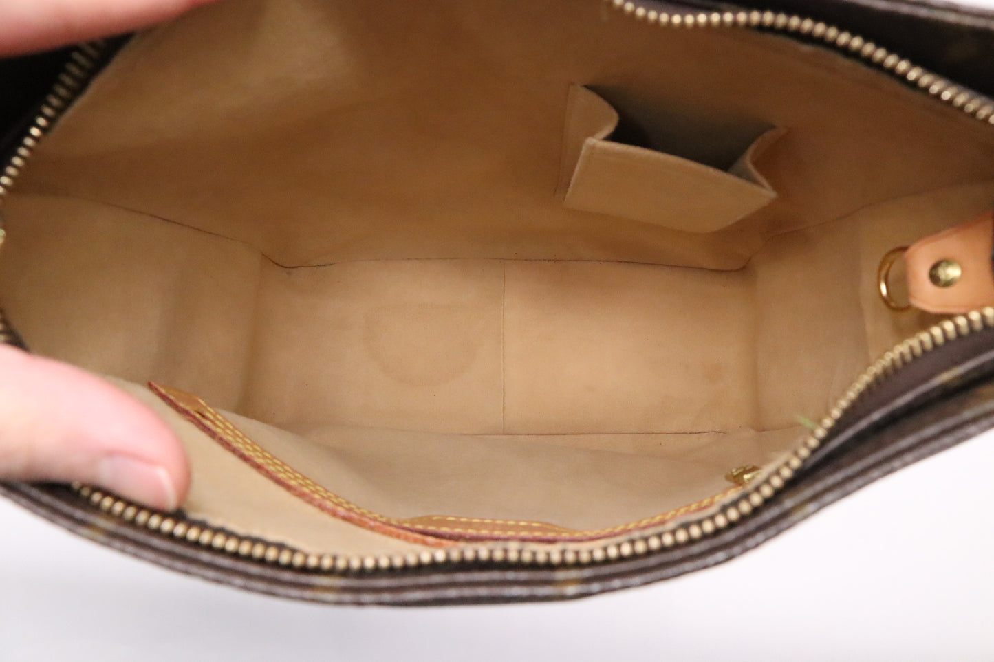 Louis Vuitton Looping GM in Monogram Canvas
