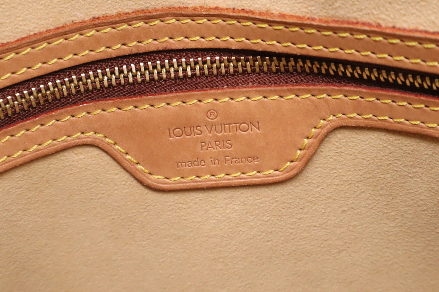 Louis Vuitton Looping GM in Monogram Canvas