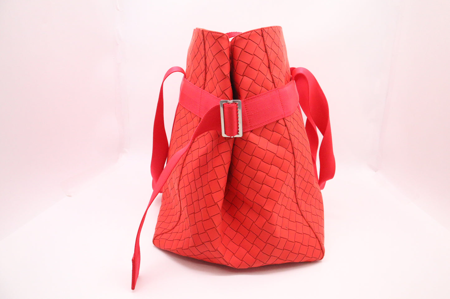 Bottega Veneta Borsa Tote in Tomato Red New Rubber