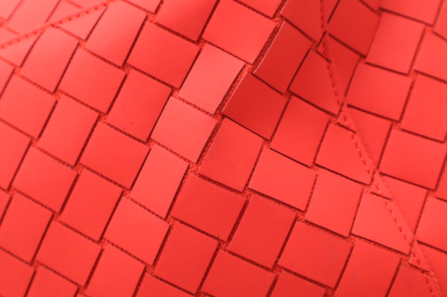 Bottega Veneta Borsa Tote in Tomato Red New Rubber