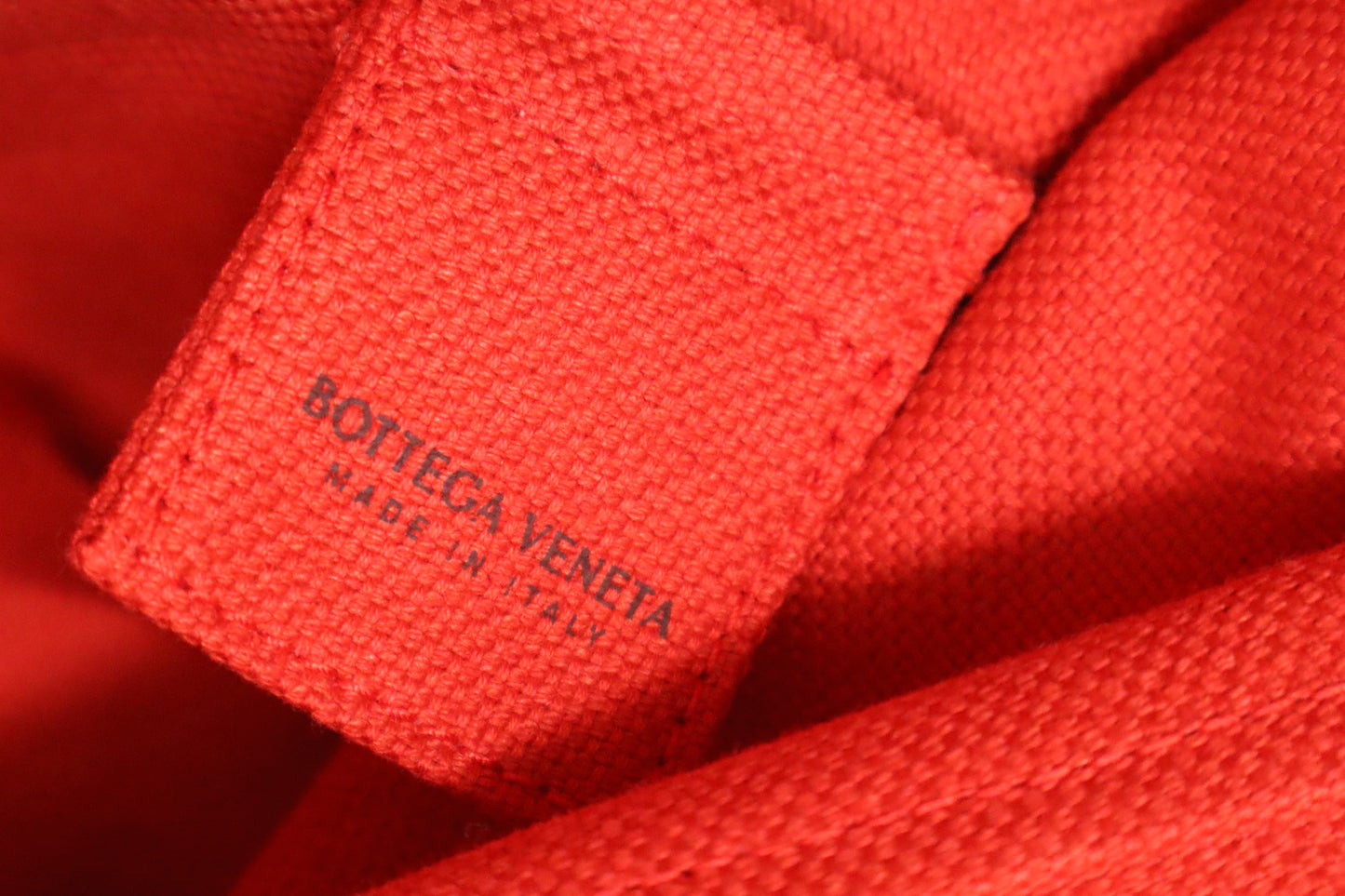 Bottega Veneta Borsa Tote in Tomato Red New Rubber