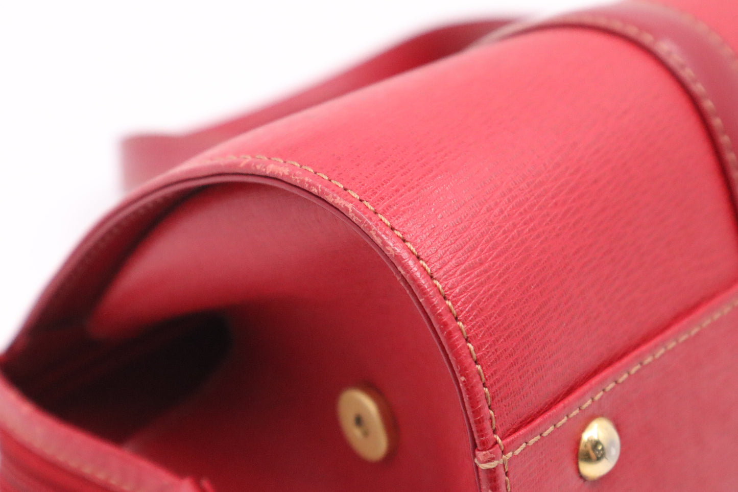 Burberry Round Handbag in Red Leather