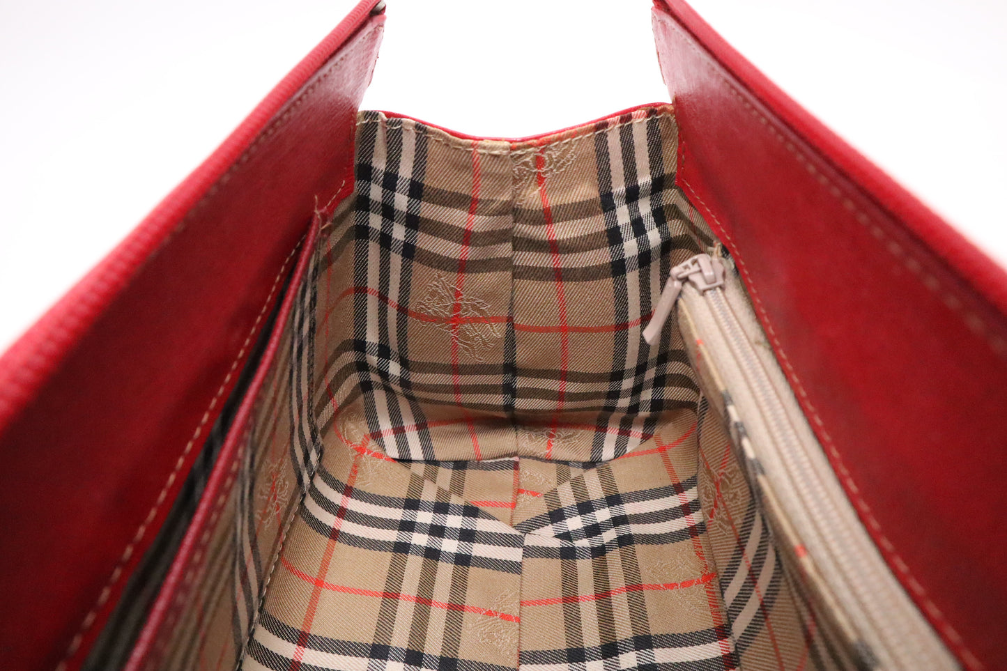 Burberry Round Handbag in Red Leather