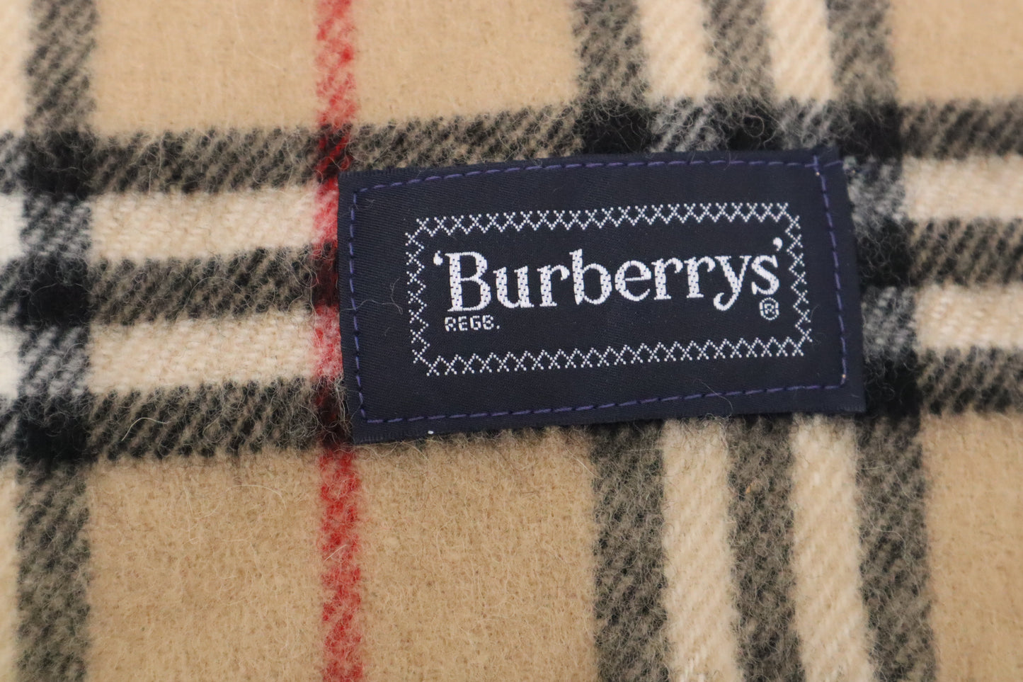 Burberry Shawl in Brown Checked New Wool