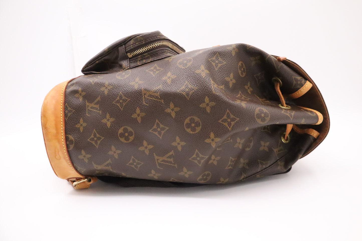 Louis Vuitton Montsouris GM in Monogram Canvas