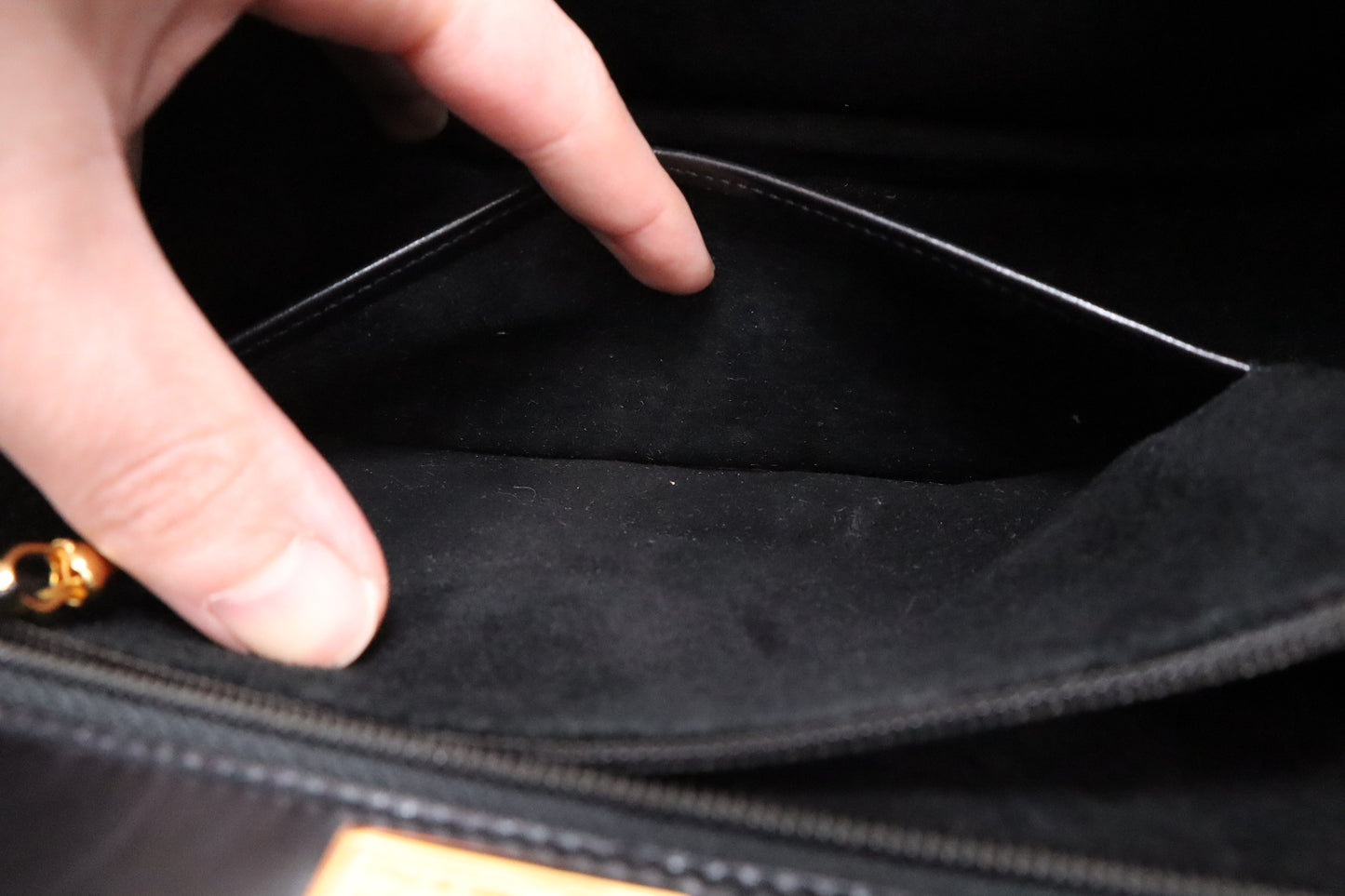 Gucci Bamboo Medium Top Handle in Black Leather
