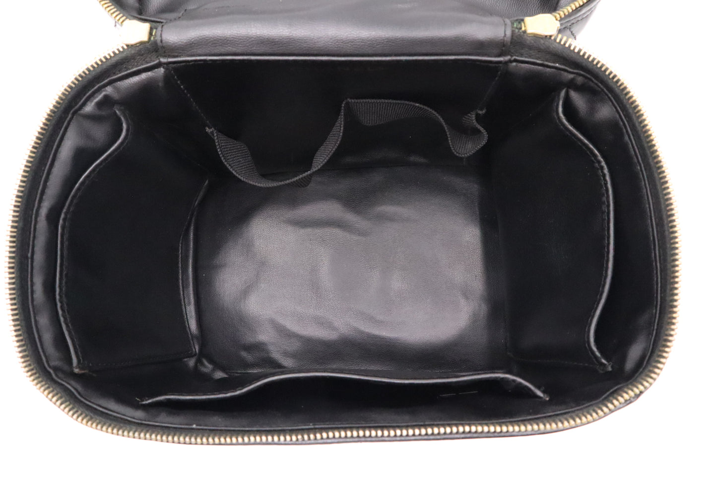 Chanel Vanity in Black Patent Leather