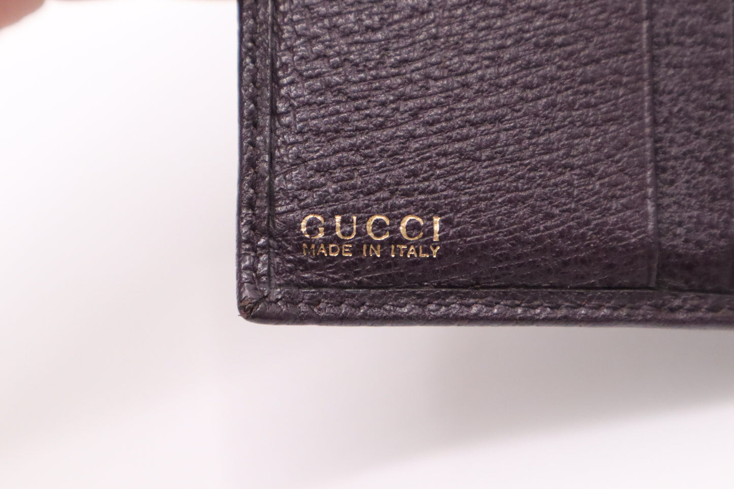 Gucci Bifold Wallet in Purple Leather