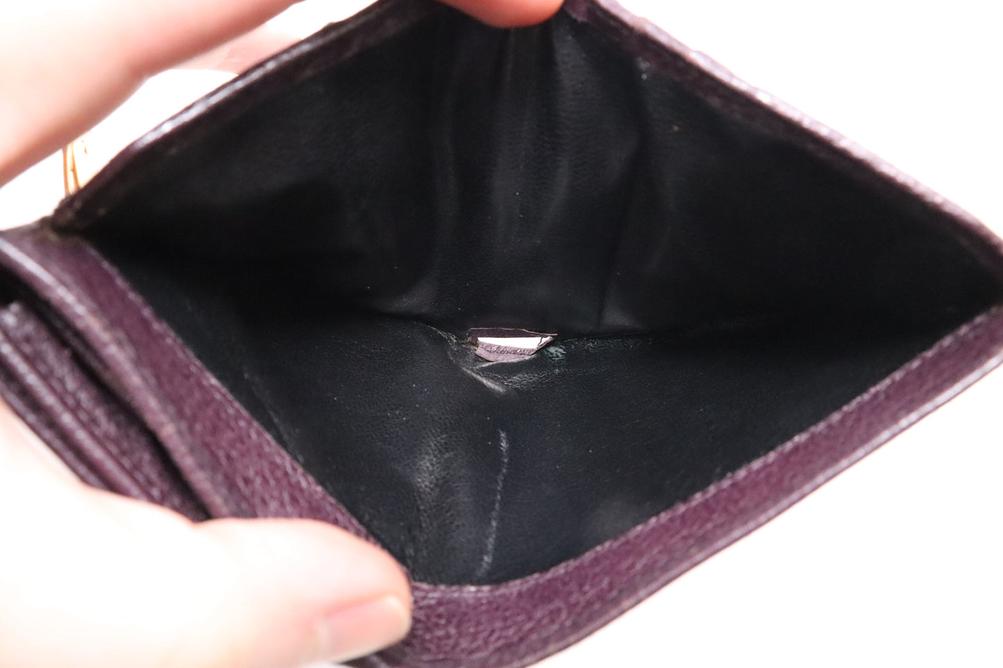 Gucci Bifold Wallet in Purple Leather