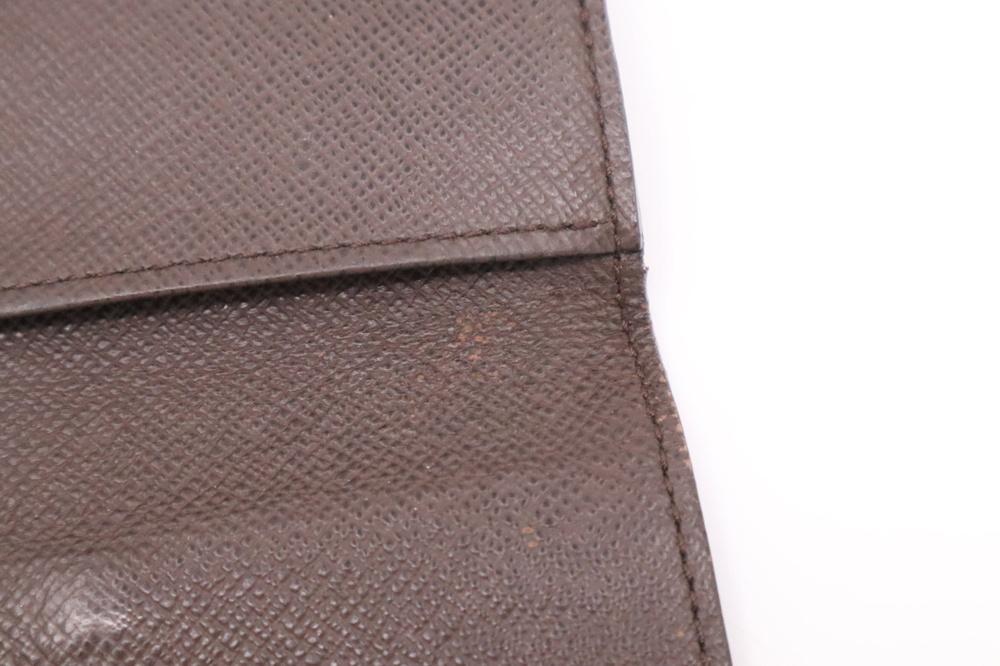 Louis Vuitton Key Case in Damier Ebene Canvas