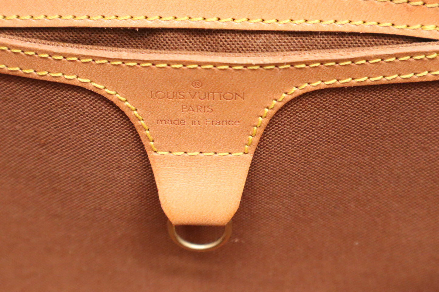 Louis Vuitton Ellipse MM in Monogram Canvas