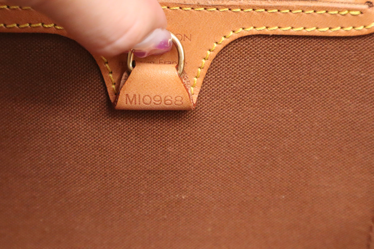 Louis Vuitton Ellipse MM in Monogram Canvas