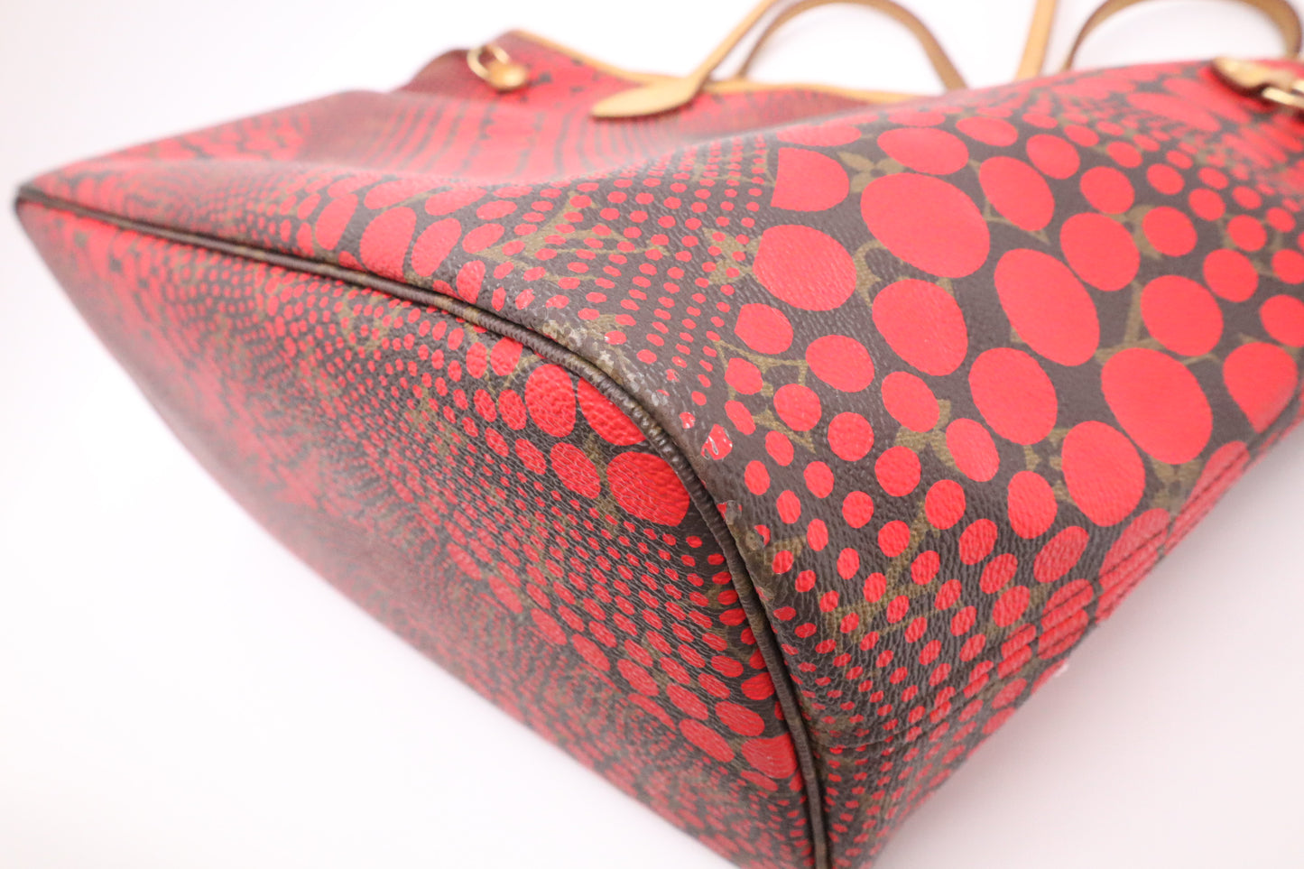 Louis Vuitton x Yayoi Kusama Rouge Neverfull MM in Monogram Waves Canvas