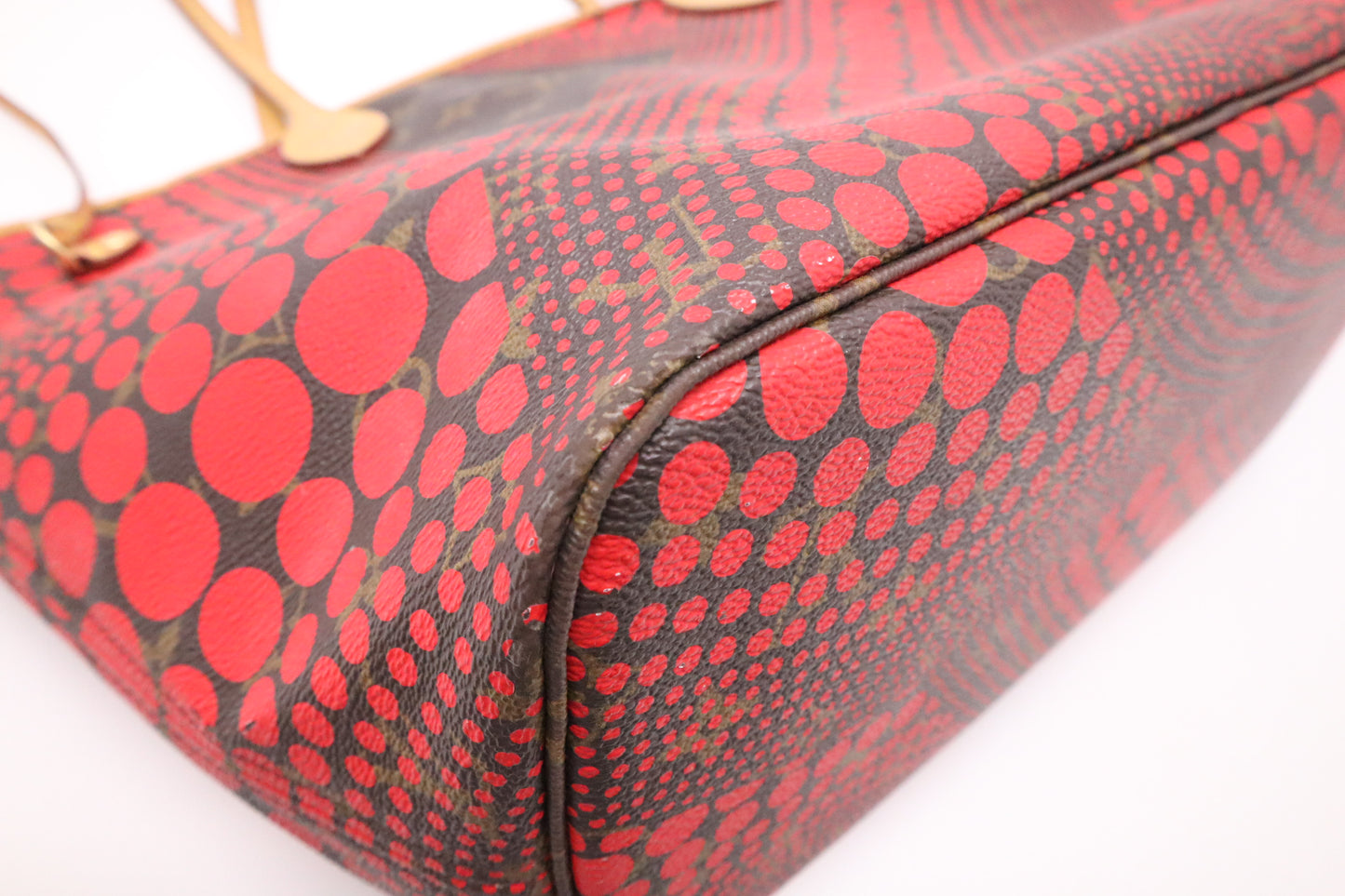 Louis Vuitton x Yayoi Kusama Rouge Neverfull MM in Monogram Waves Canvas
