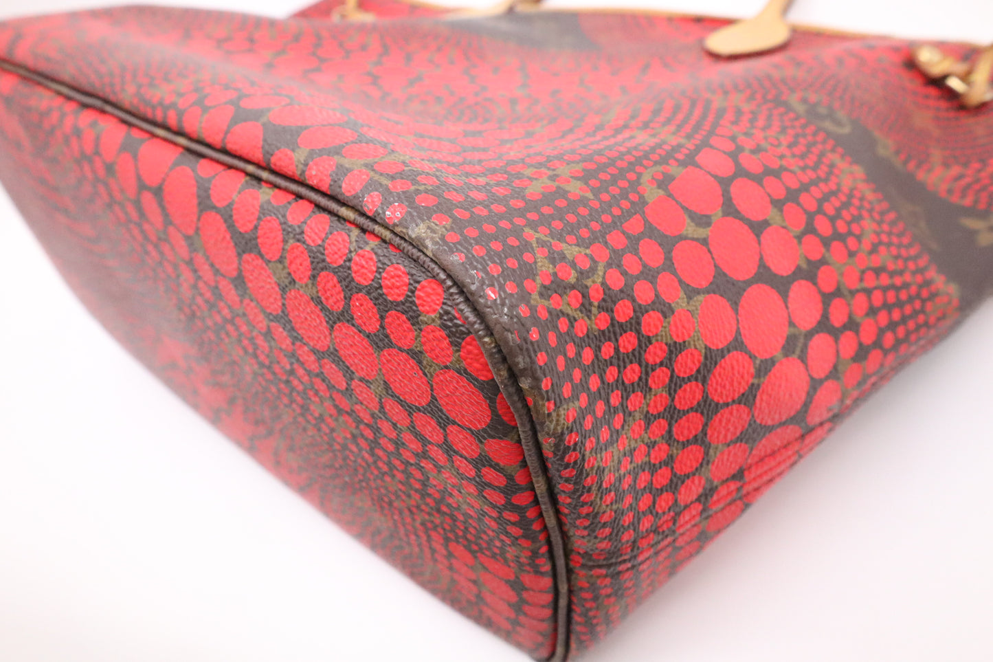 Louis Vuitton x Yayoi Kusama Rouge Neverfull MM in Monogram Waves Canvas