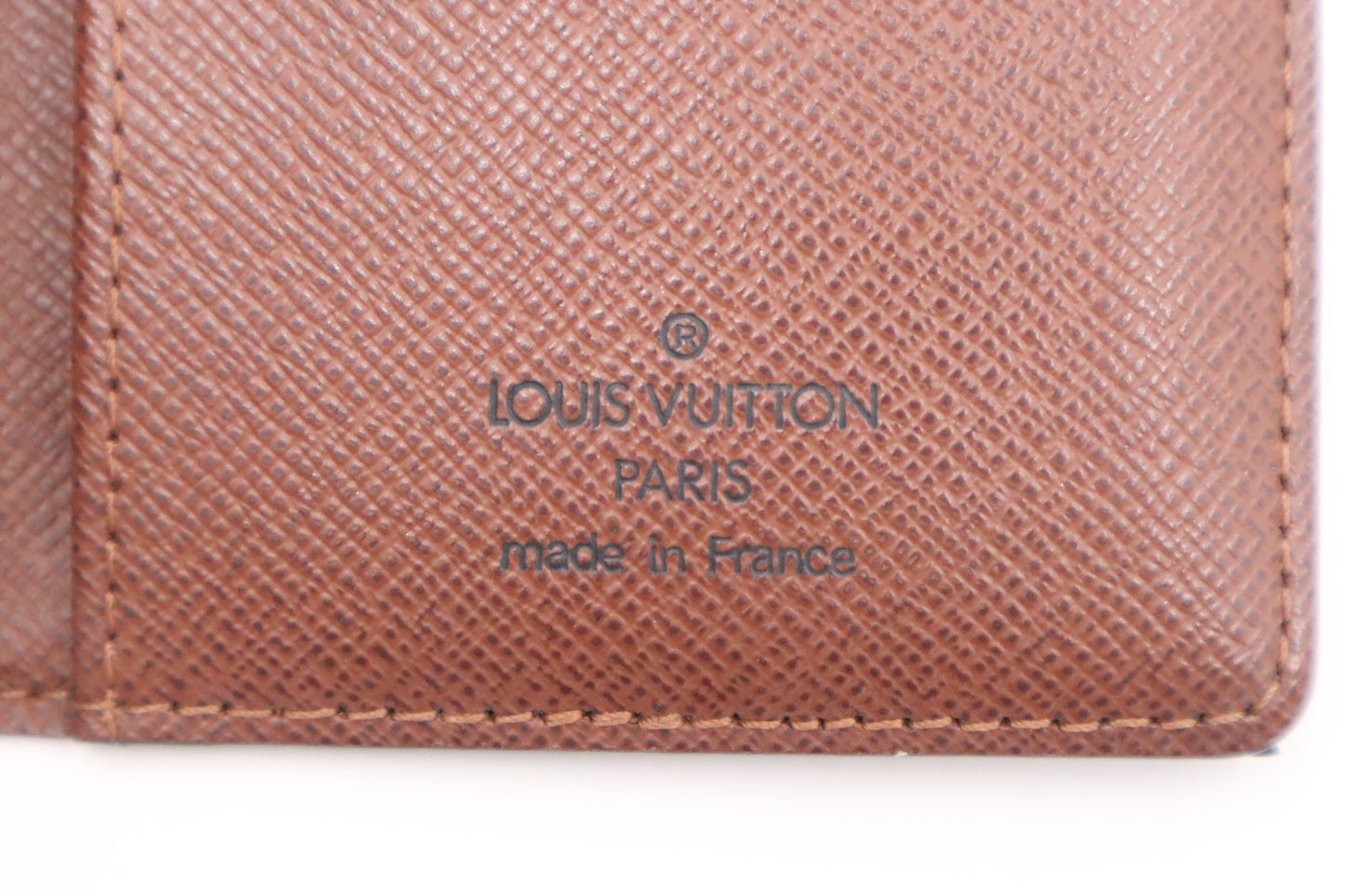 Louis Vuitton Porte Cartes Pass Vertical Card Holder in Monogram