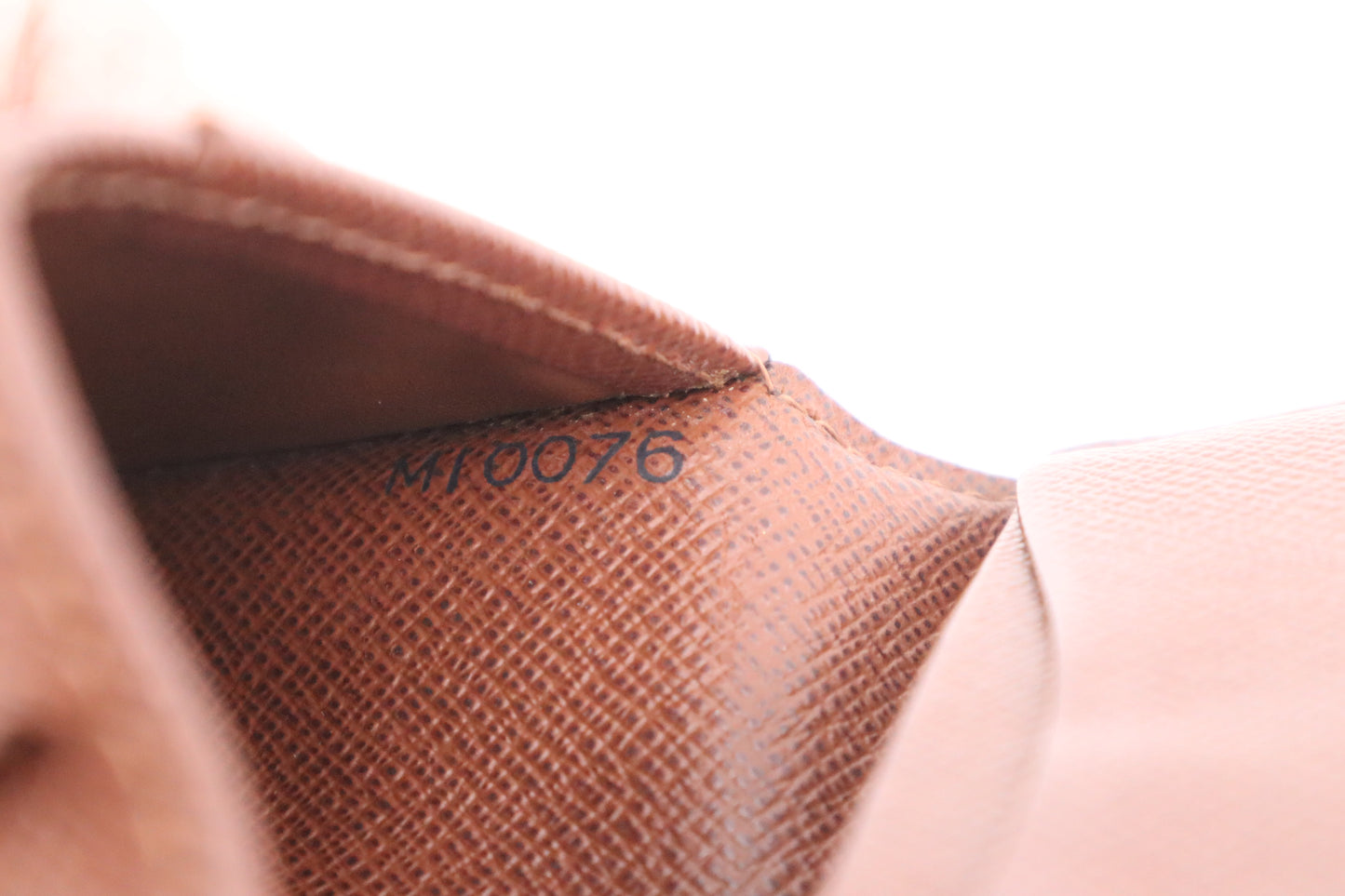 Louis Vuitton Porte Cartes Pass Vertical Card Holder in Monogram