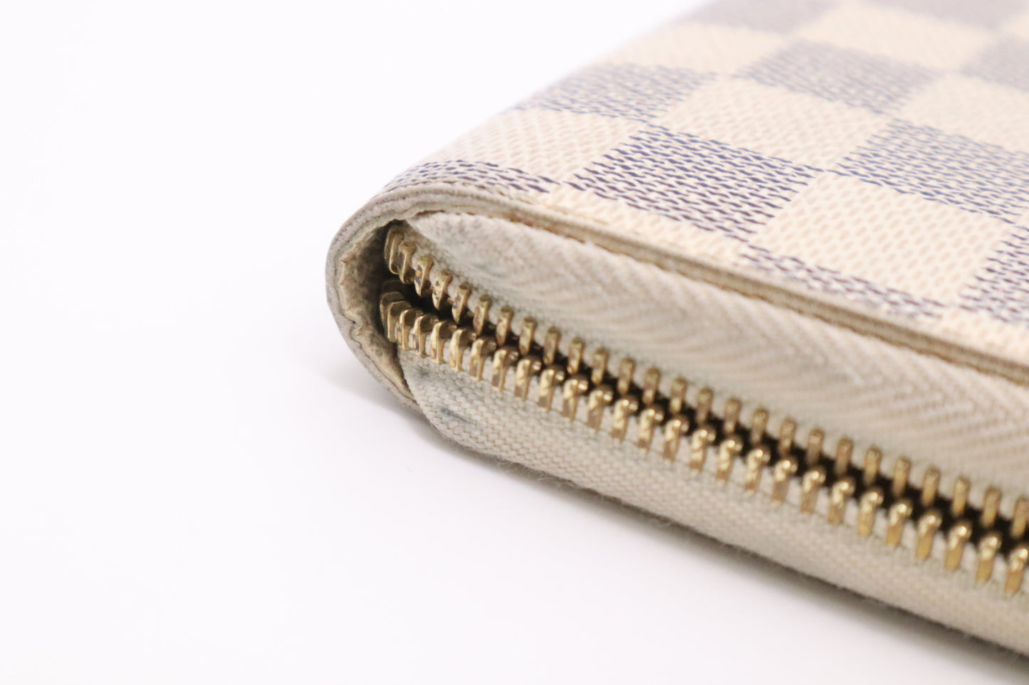Louis Vuitton Long Zippy Wallet in Damiere Azur Canvas