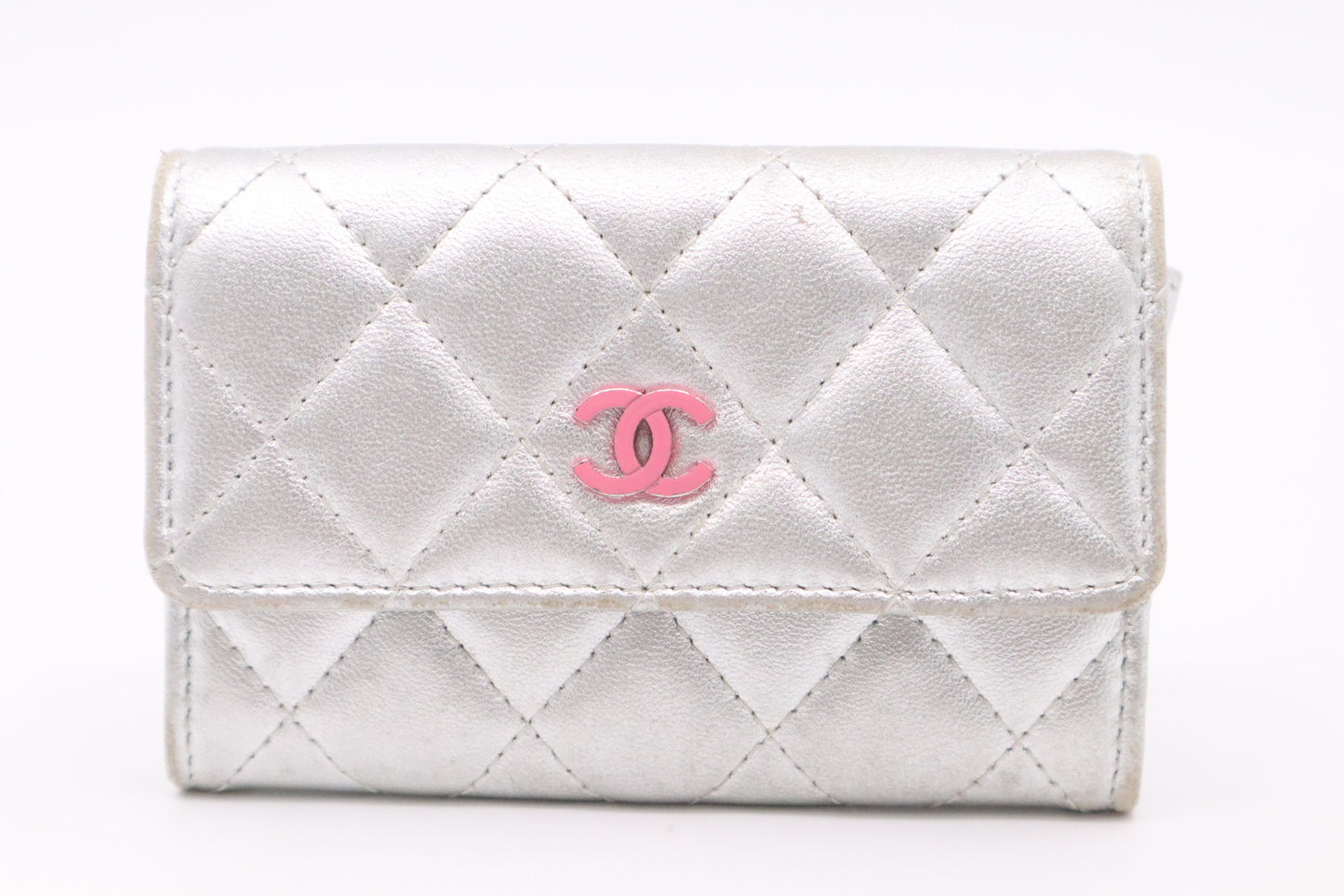 Chanel Card Case in Silver Matelassé Leather