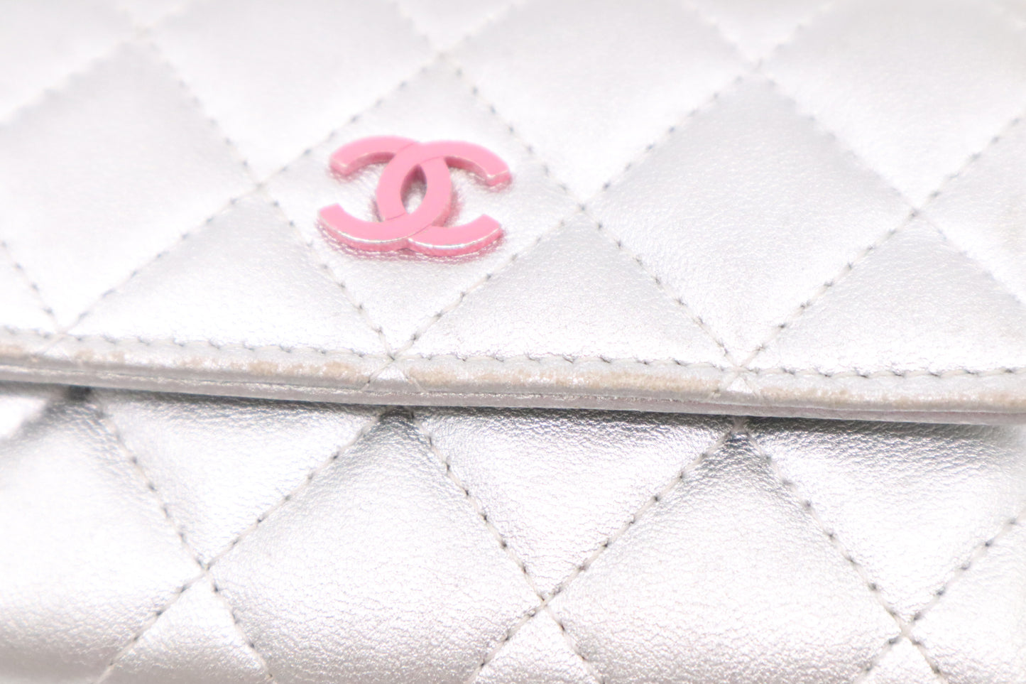 Chanel Card Case in Silver Matelassé Leather