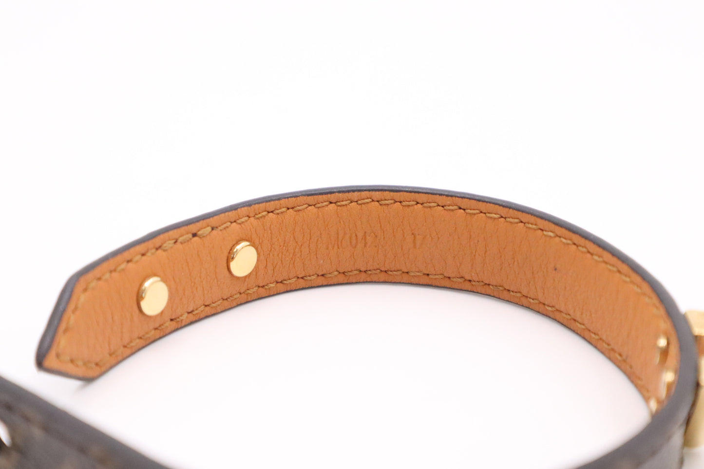 Louis Vuitton Essential V Bracelet in Monogram Canvas