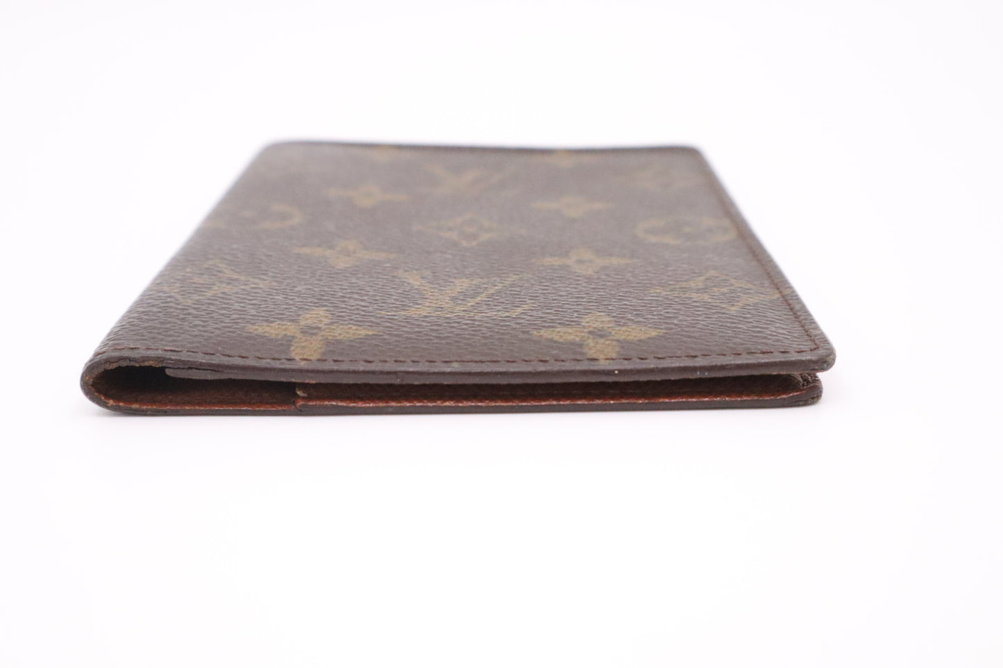 Louis Vuitton Passport Cover in Monogram Canvas