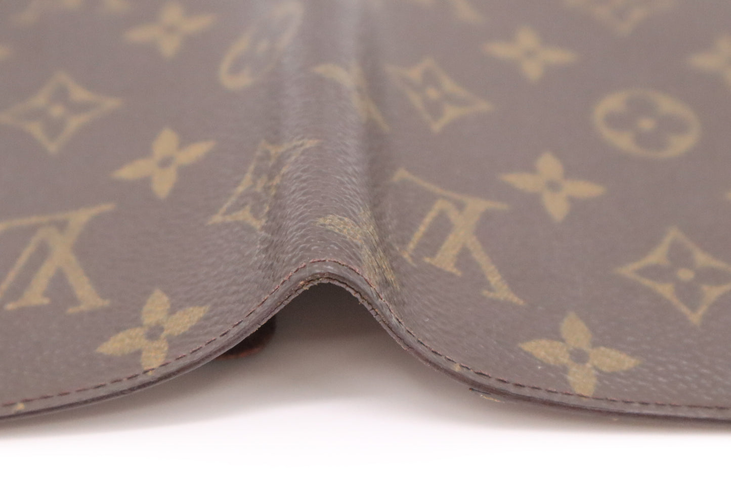 Louis Vuitton Passport Cover in Monogram Canvas