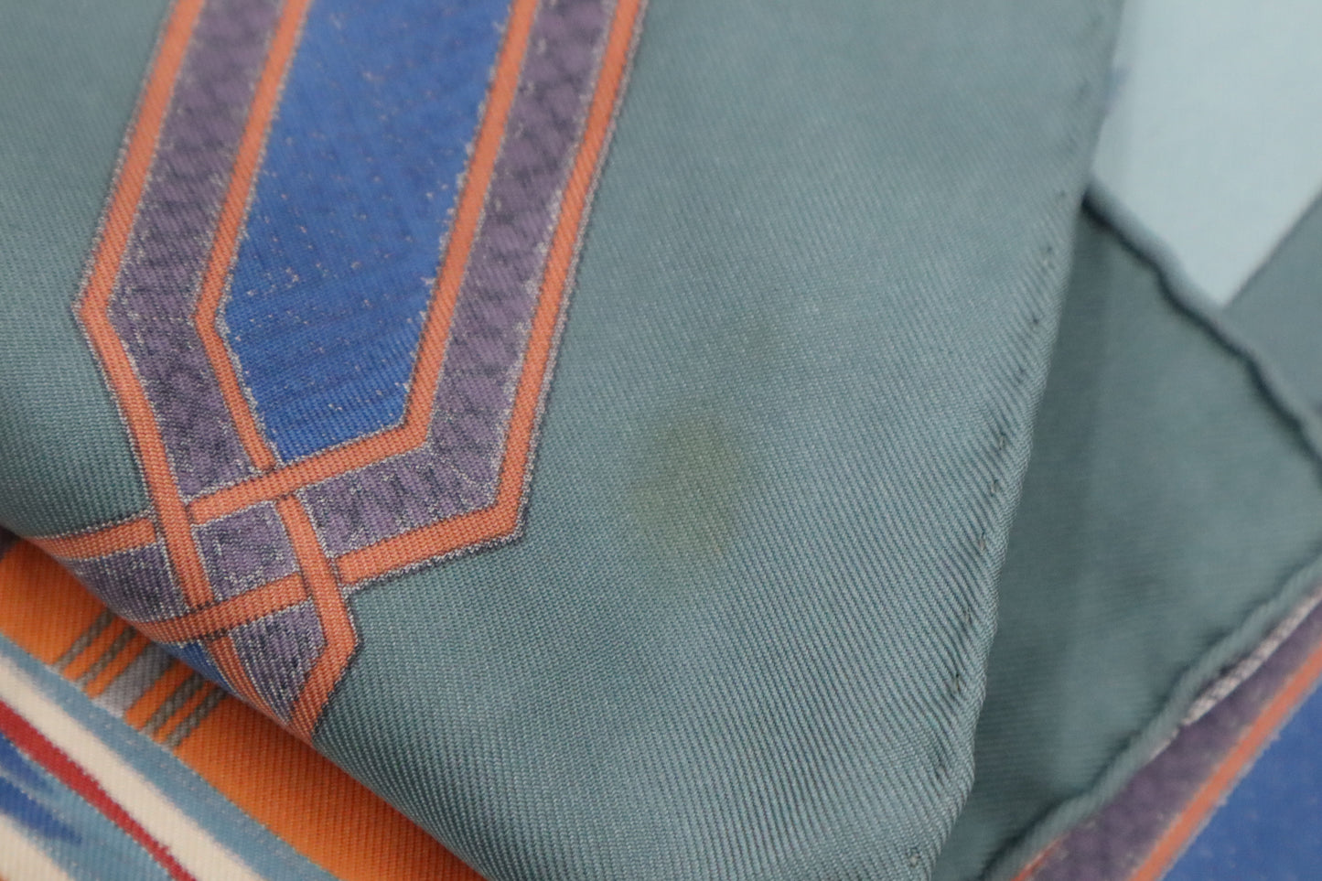 Hermes Carre 90 "Euirs Du Desert"