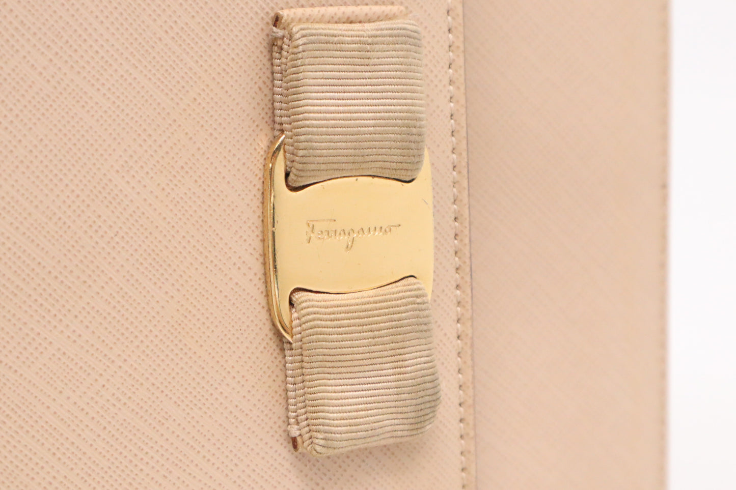 Ferragamo Handbag in Tan Leather