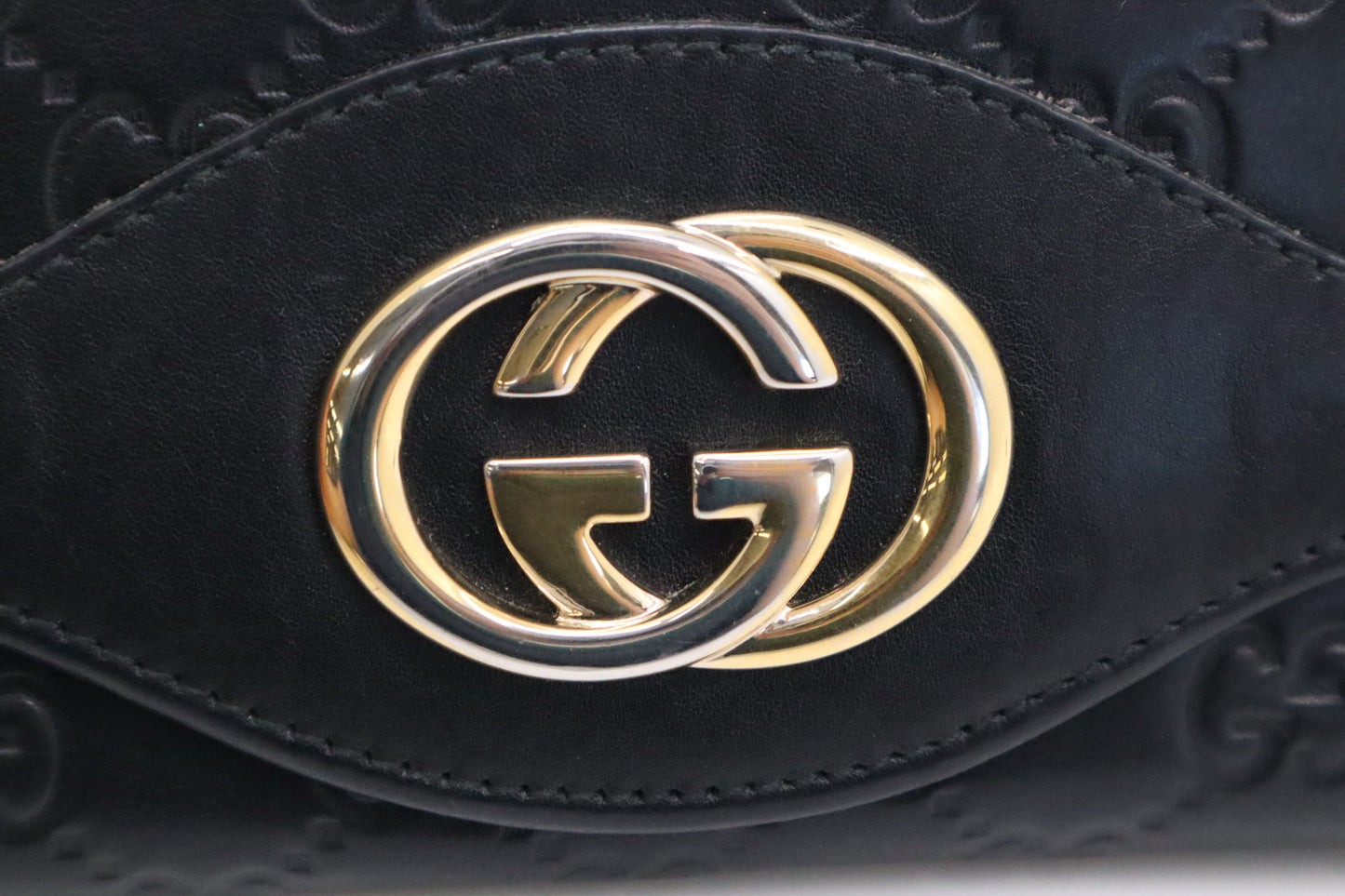 Gucci Continental Wallet in Black Guccissima Leather