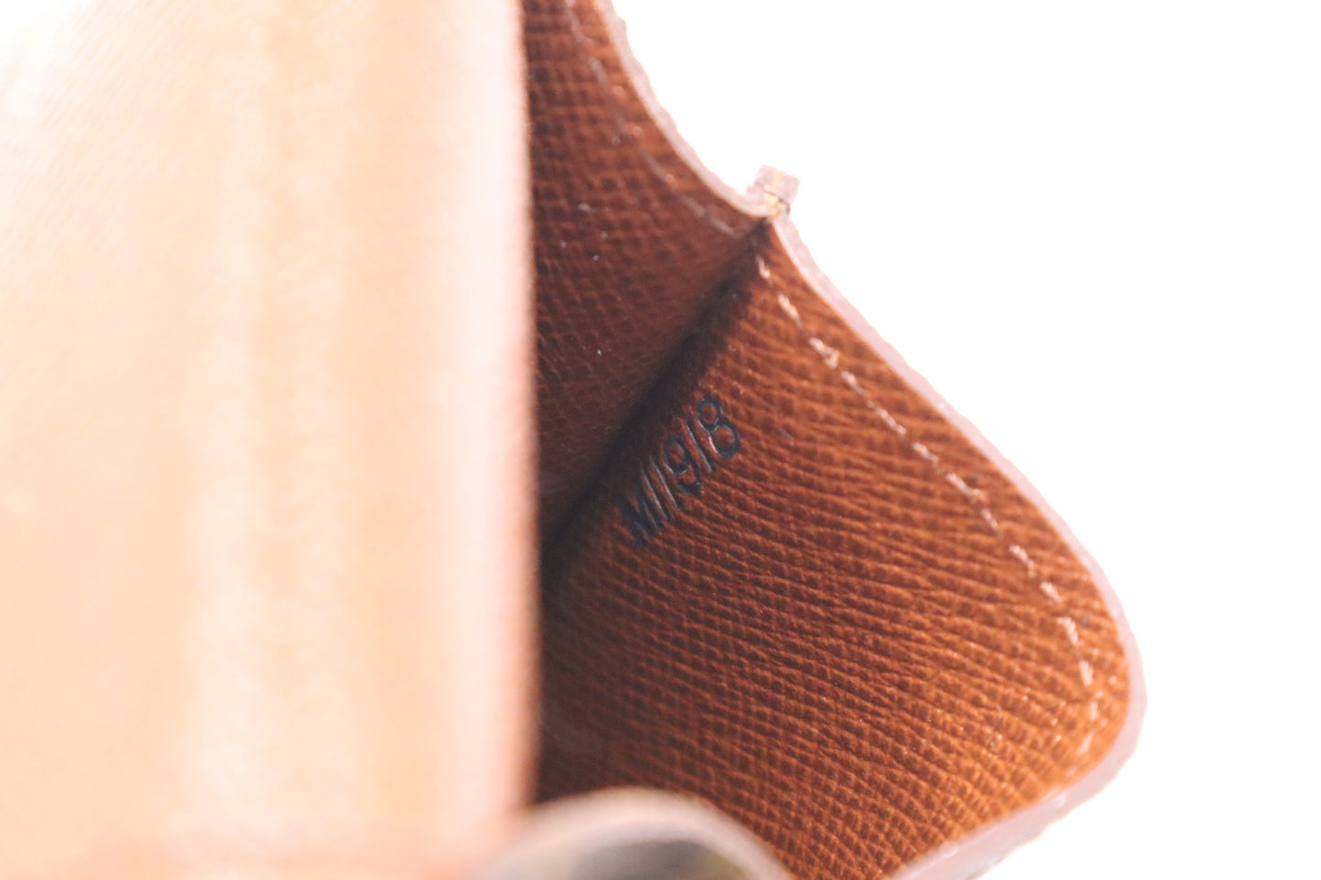 Louis Vuitton Cigaret Case in Monogram Canvas