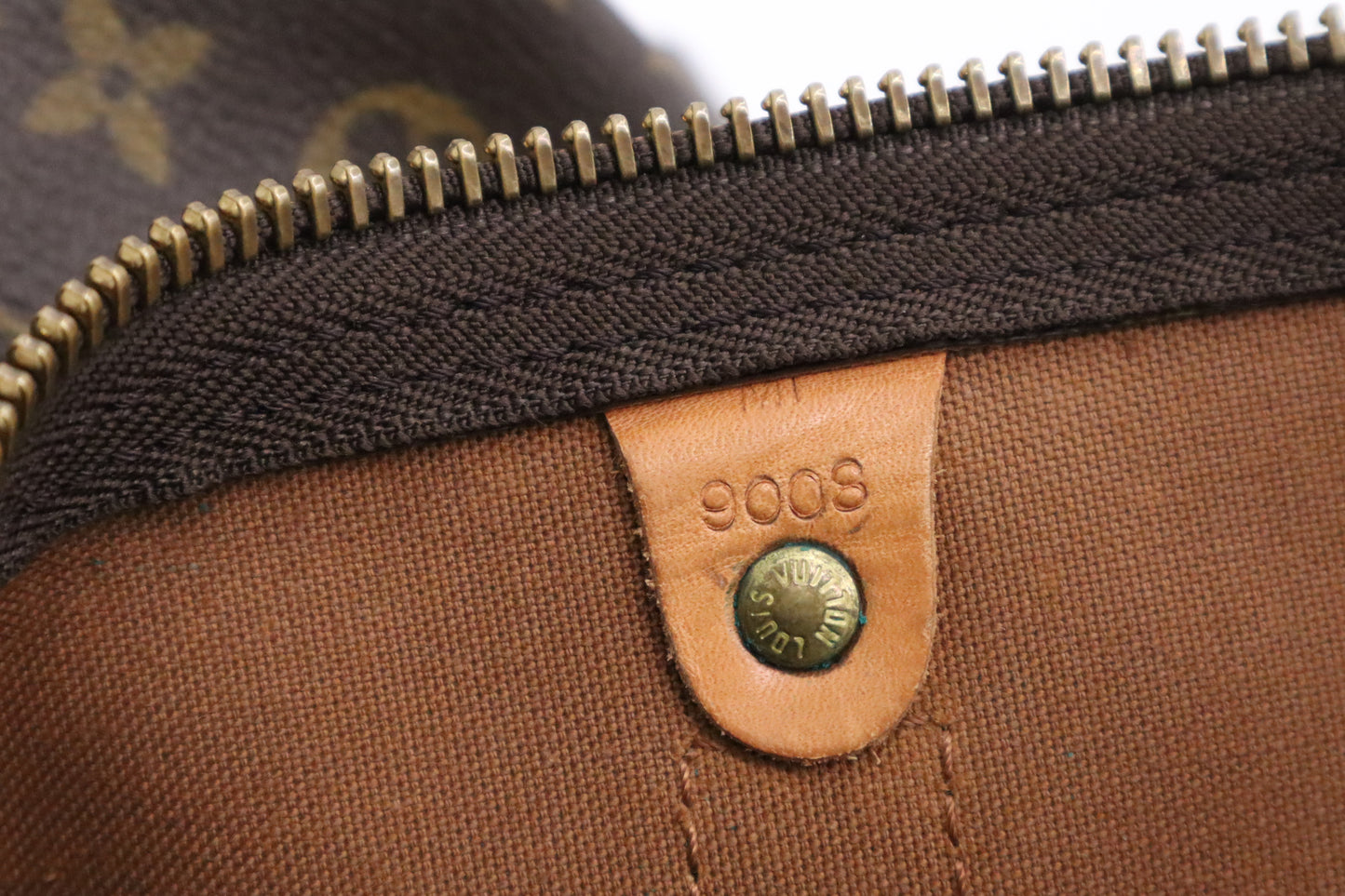 Louis Vuitton Keepall 55 in Monogram Canvas