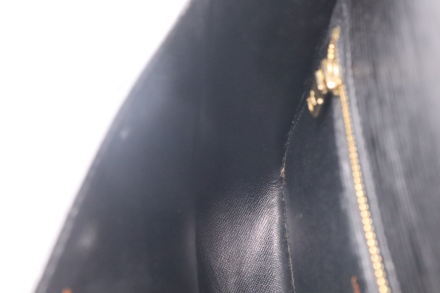 Louis Vuitton Saint Cloud in Black Epi Leather