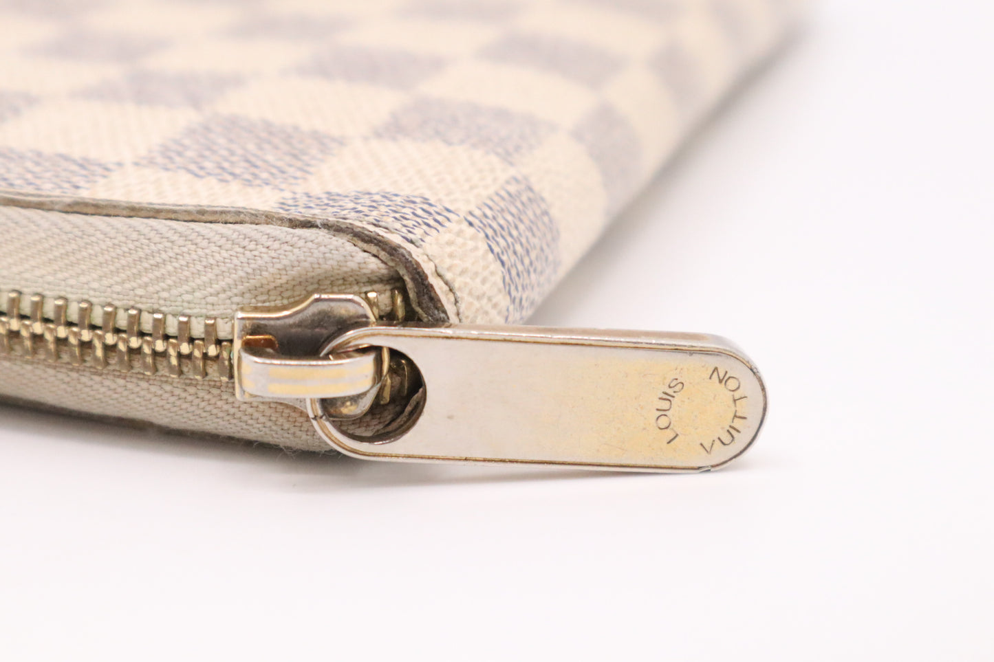 Louis Vuitton Zippy Organizer in Damier Azur Canvas
