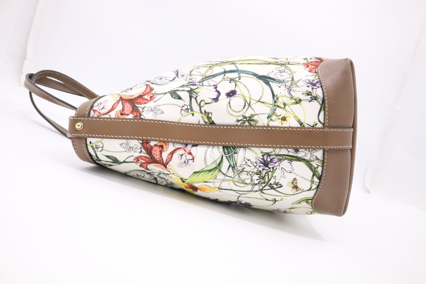 Gucci Tote in White Floral Canvas and Brown Leather