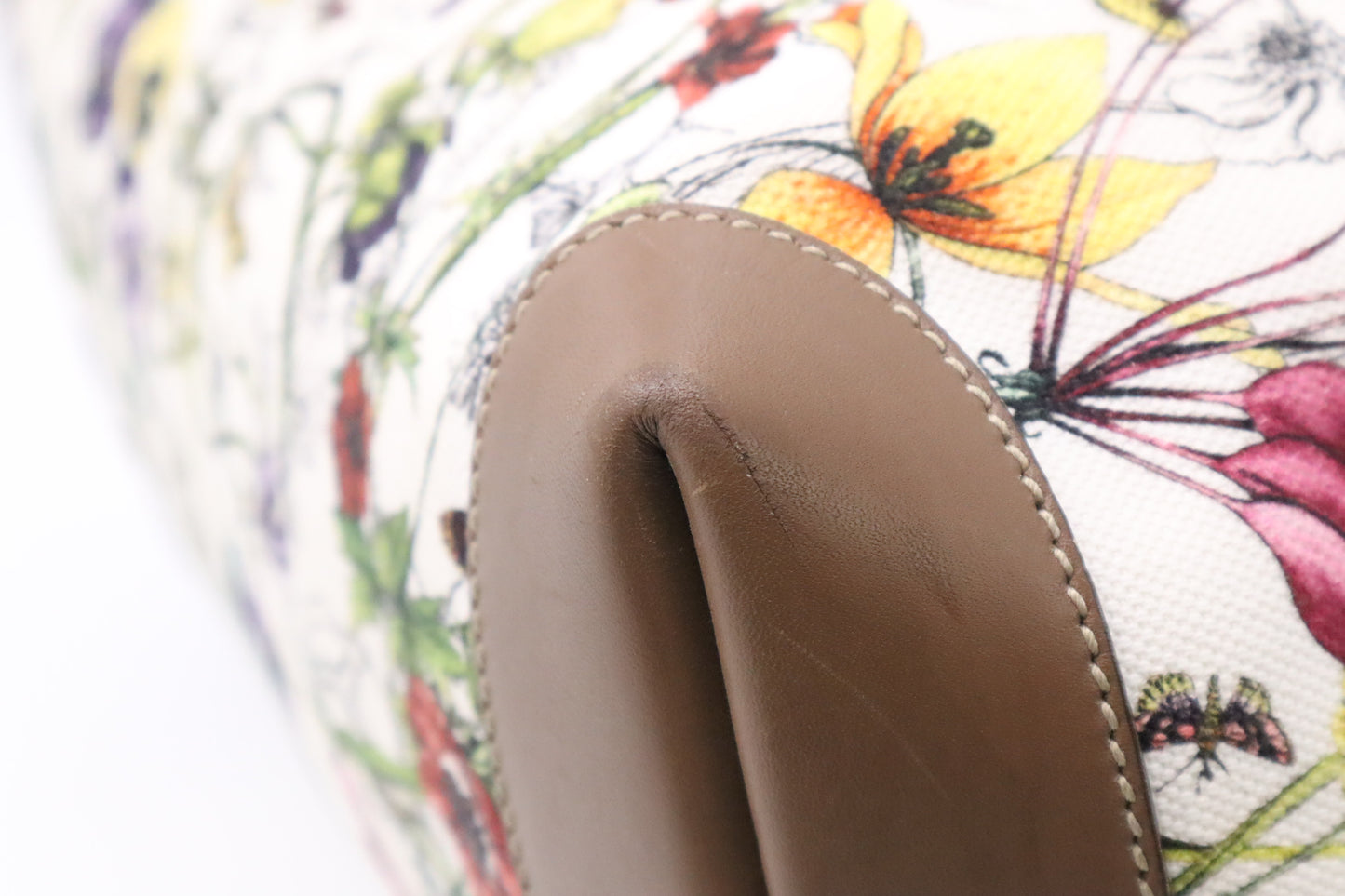 Gucci Tote in White Floral Canvas and Brown Leather