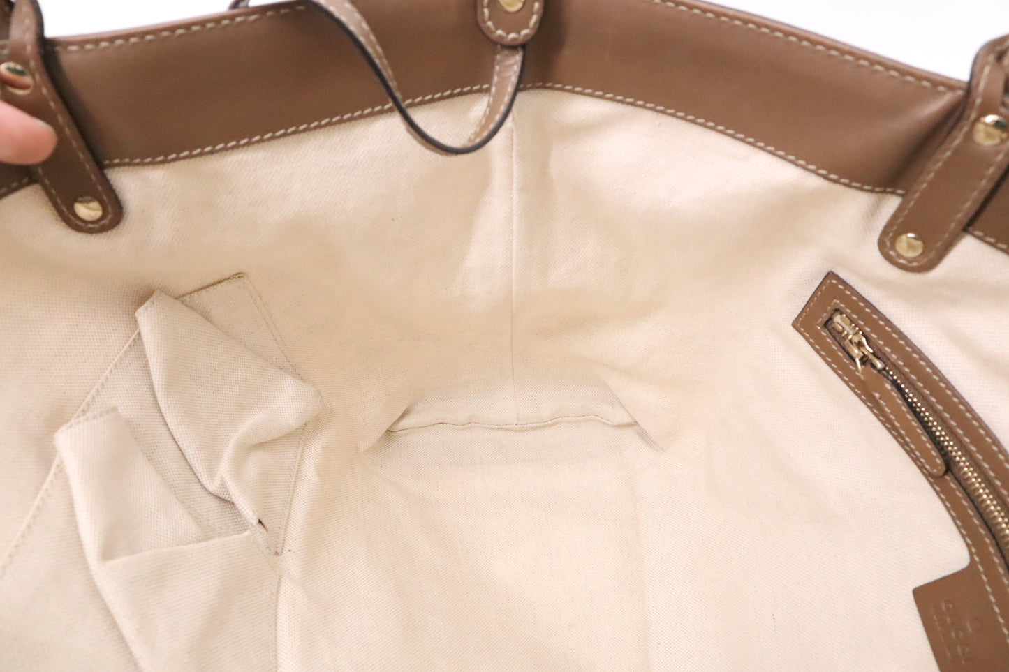Gucci Tote in White Floral Canvas and Brown Leather