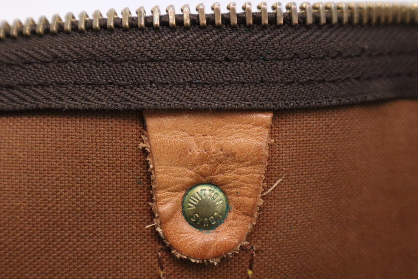 Louis Vuitton Keepall 55 Bandouliere in Monogram Canvas