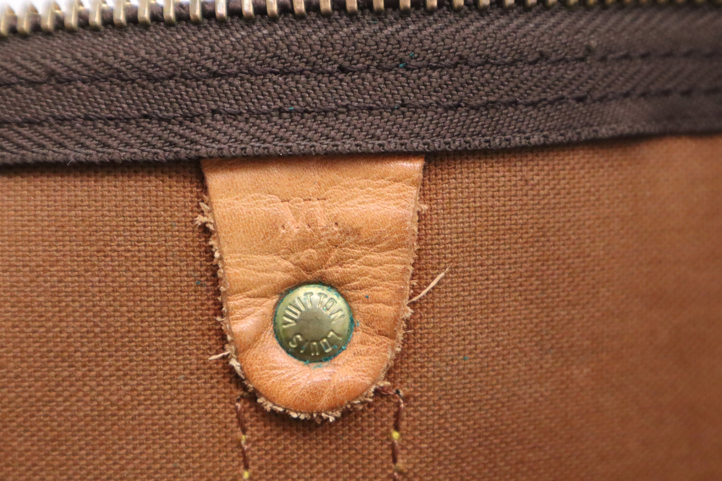 Louis Vuitton Keepall 55 Bandouliere in Monogram Canvas