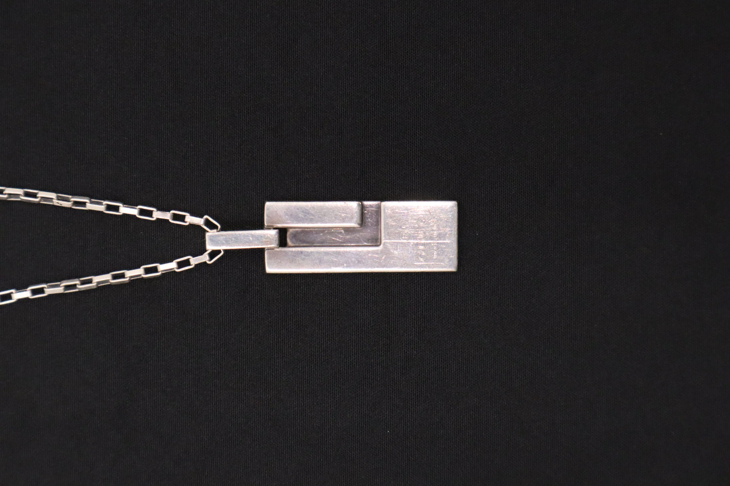 Gucci Rectangle Necklace in Sterling Silver