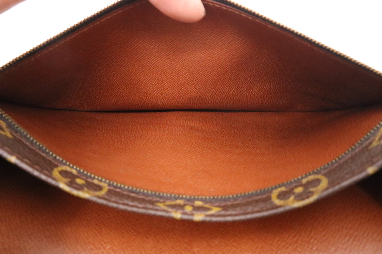Louis Vuitton Pochette Rabat in Monogram Canvas